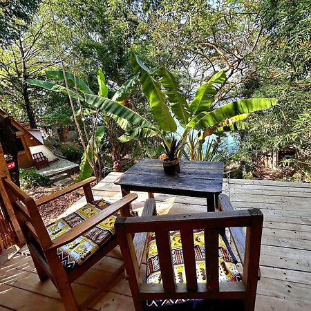 Butterfly Space- A Non-Profit Eco-Lodge Nkhata Bay Eksteriør bilde