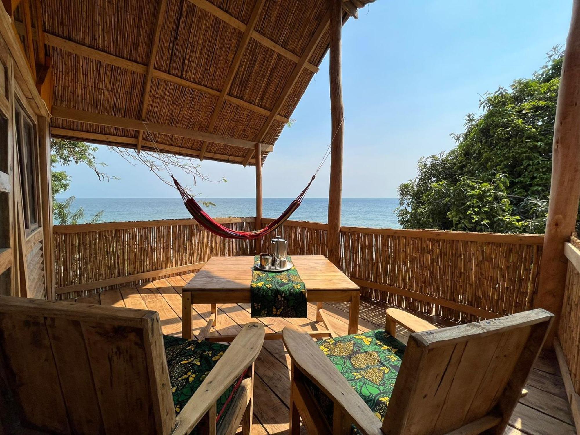 Butterfly Space- A Non-Profit Eco-Lodge Nkhata Bay Eksteriør bilde