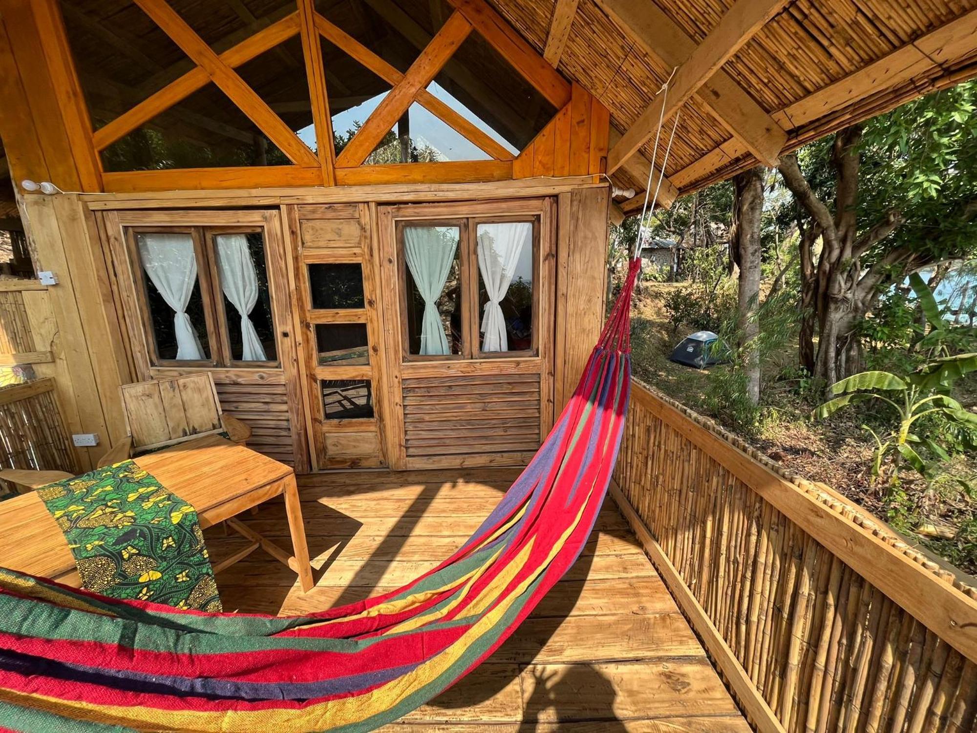 Butterfly Space- A Non-Profit Eco-Lodge Nkhata Bay Eksteriør bilde
